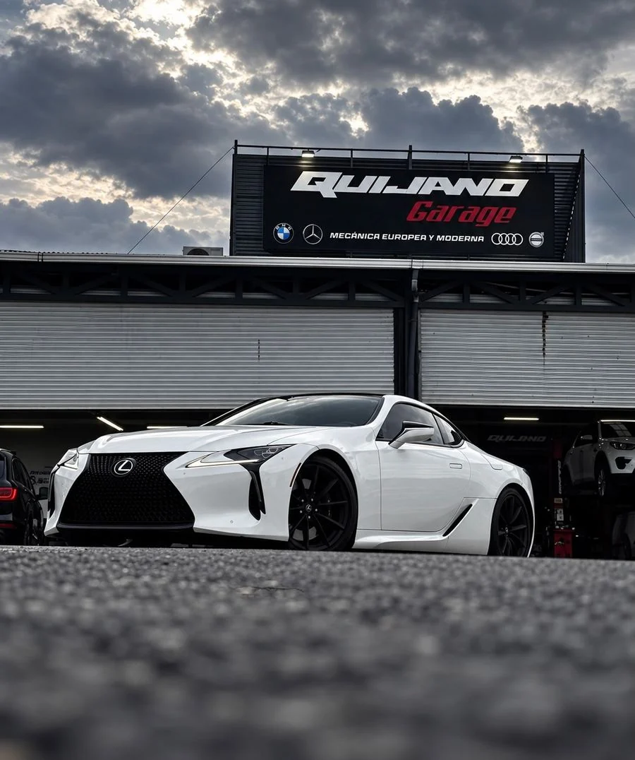 Lexus LC 500 atendido en Quijano Garage